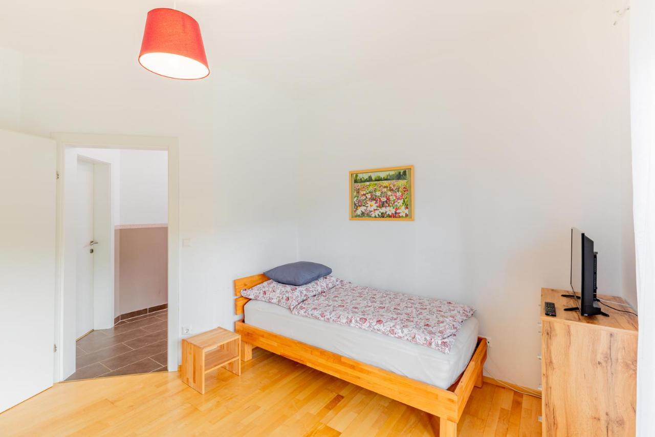 Ferienwohnung Semler Puchberg am Schneeberg Bagian luar foto